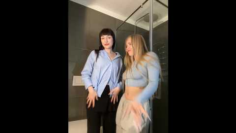Media: sophie_avory Stripchat 2024-11-24 18:04:00