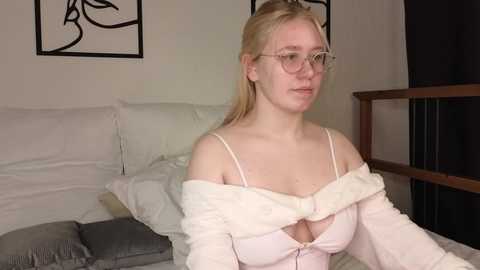 starsontheskies @ stripchat on 20241124