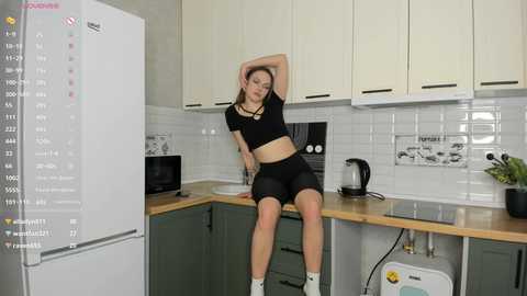 Media: sweetie_lias Stripchat 2024-11-24 00:14:00