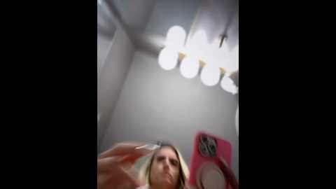 Media: _rapunzel_ Stripchat 2024-11-25 22:51:00