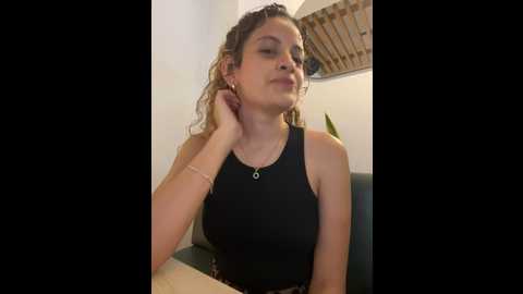 Media: alana15 Stripchat 2024-11-25 21:27:00