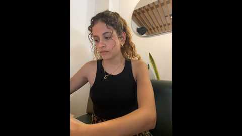 Media: alana15 Stripchat 2024-11-25 21:49:00