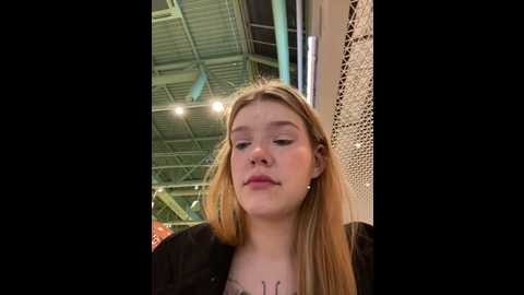 Media: honey___hot Stripchat 2024-11-25 15:16:00