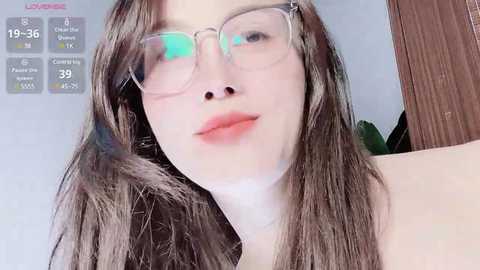 Media: krismil3 Stripchat 2024-11-25 13:22:00