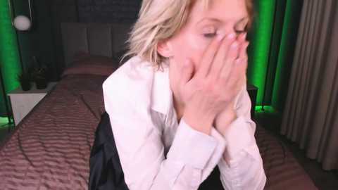 Media: lena_paulles Stripchat 2024-11-25 15:50:00