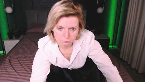 Media: lena_paulles Stripchat 2024-11-25 16:29:00