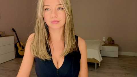 Media: lenamuti25 Stripchat 2024-11-25 19:19:00