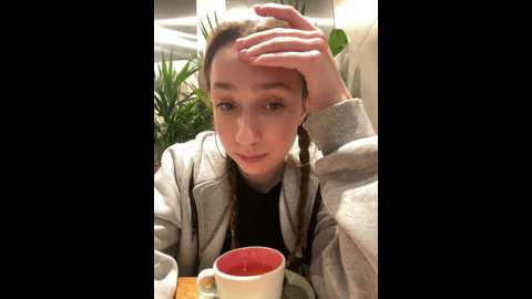 Media: lia__love Stripchat 2024-11-25 15:05:00