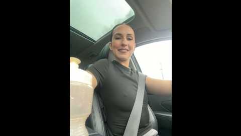 Media: lola_tentatiion Stripchat 2024-11-25 10:43:00