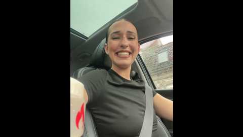 Media: lola_tentatiion Stripchat 2024-11-25 11:10:00