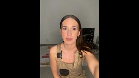 Media: lola_tentatiion Stripchat 2024-11-25 21:44:00