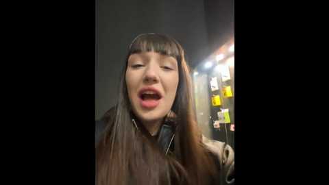 Media: sophie_avory Stripchat 2024-11-25 16:54:00