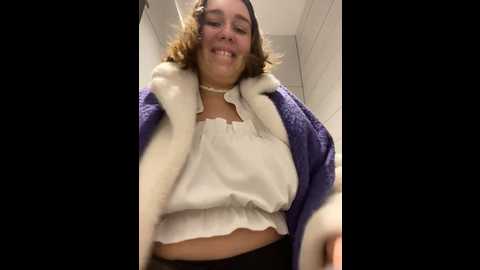 Media: suziemurray Stripchat 2024-11-25 13:35:00