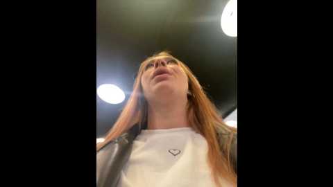 Media: sweet___emily Stripchat 2024-11-25 14:13:00