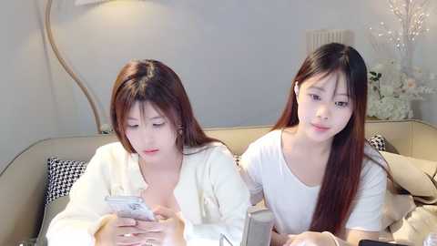 Media: sweety_by2 Stripchat 2024-11-25 12:37:00