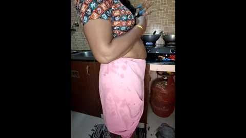 Media: tamil_hotwife Stripchat 2024-11-25 05:51:00