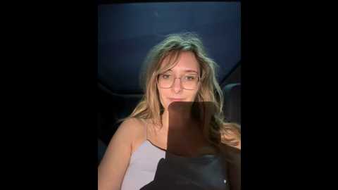 Media: the_snowwhitee Stripchat 2024-11-25 19:58:00