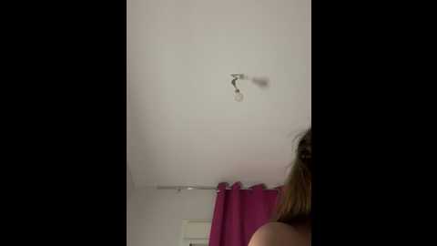 Media: velvet_mariya Stripchat 2024-11-25 00:32:00