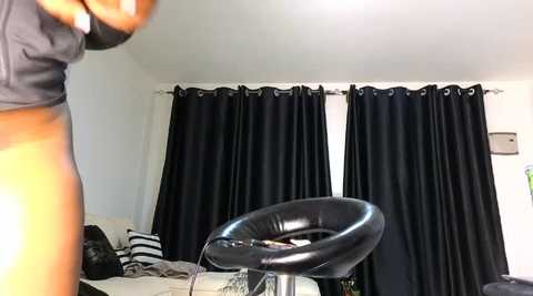Media: assiology__fuck_me_good1 Stripchat 2024-11-26 02:08:00