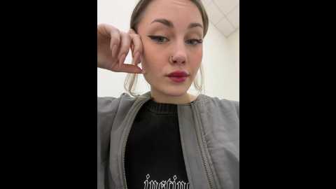 Media: baby_brownie Stripchat 2024-11-26 12:28:00