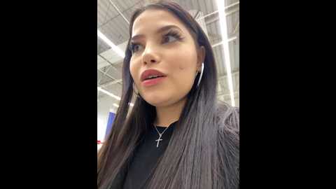 Media: chloe__moon Stripchat 2024-11-26 16:56:00