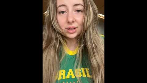 Media: curvyflawless Stripchat 2024-11-26 11:11:00