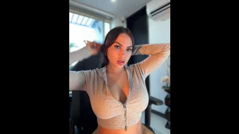 Media: hannabeckett Stripchat 2024-11-26 22:08:00