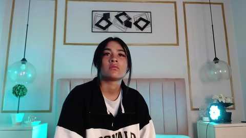 Media: jasmine_lander Stripchat 2024-11-26 01:02:00
