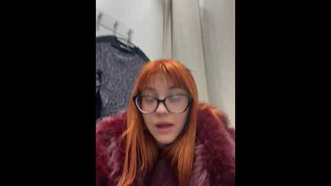 Media: lexy__foxy Stripchat 2024-11-26 14:54:00
