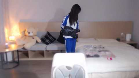 Media: lucky_baby Stripchat 2024-11-26 15:43:00