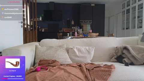 Media: luxymin34 Stripchat 2024-11-26 14:09:00