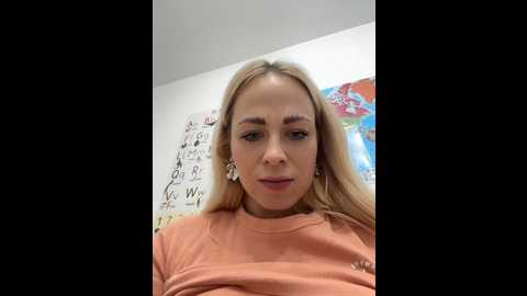 Media: streetdoll Stripchat 2024-11-26 07:29:00