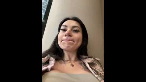 Media: wet__bunny Stripchat 2024-11-26 09:46:00