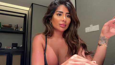 Media: arabicbarbie Stripchat 2024-11-27 19:03:00