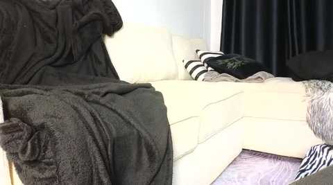Media: assiology__fuck_me_good1 Stripchat 2024-11-27 02:52:00