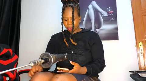 Media: assiology__fuck_me_good1 Stripchat 2024-11-27 15:14:00