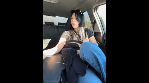 Media: clairewntr Stripchat 2024-11-27 12:08:00