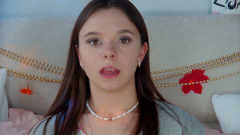 Media: elisabethdavis Stripchat 2024-11-27 21:49:00