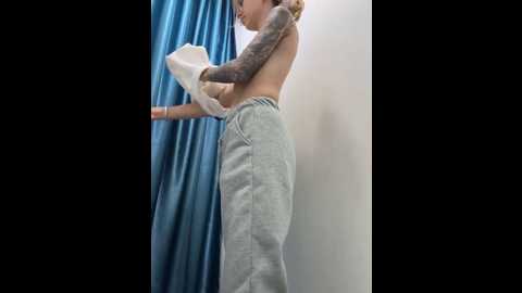 Media: enjoy_my_beauty Stripchat 2024-11-27 05:40:00