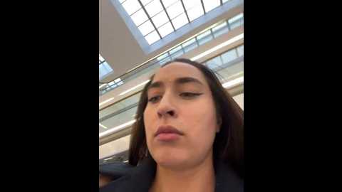 Media: holly_play Stripchat 2024-11-27 12:10:00