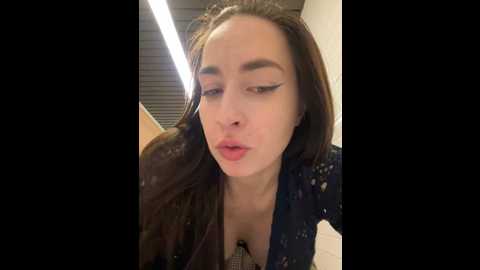 Media: holly_play Stripchat 2024-11-27 14:35:00