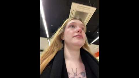 Media: honey___hot Stripchat 2024-11-27 17:36:00