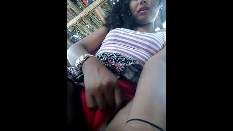 Media: karol_kamila19 Stripchat 2024-11-27 13:02:00