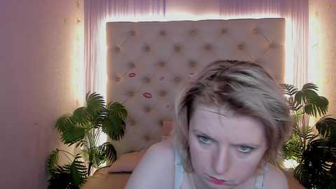 Media: lena_paulles Stripchat 2024-11-27 13:48:00