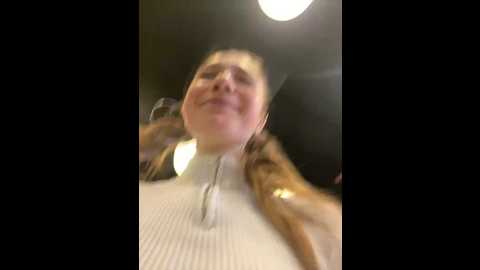 Media: lia__love Stripchat 2024-11-27 16:42:00
