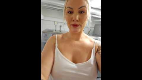 Media: nastymilf_ Stripchat 2024-11-27 16:25:00