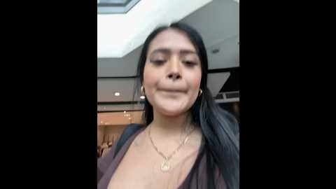 Media: sara_fun Stripchat 2024-11-27 17:24:00