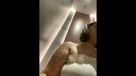 Media: suziemurray Stripchat 2024-11-27 13:07:00