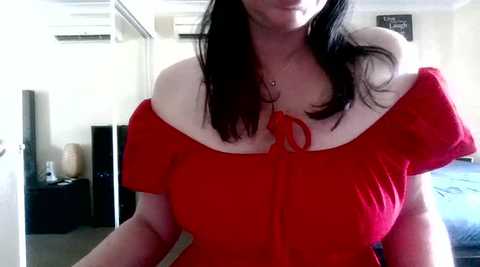 Media: aussiepeaches Stripchat 2024-11-28 02:17:00