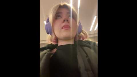 Media: baby__naughty Stripchat 2024-11-28 15:14:00